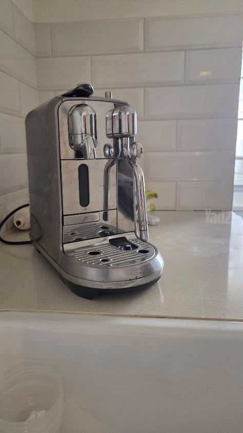 מכונת קפה Nespresso Creatista