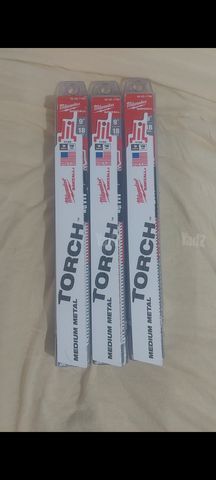 30 להבים MILWAUKEI THE TORCH