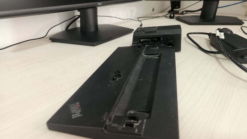 Lenovo 40AJ0135IS תחנת עגינה