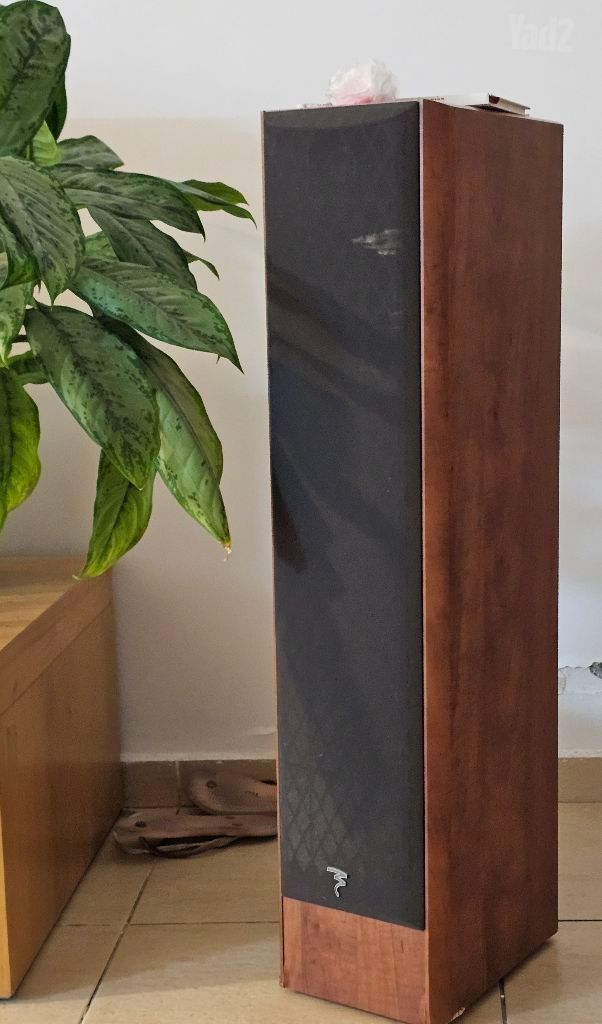 Focal chorus 716s
