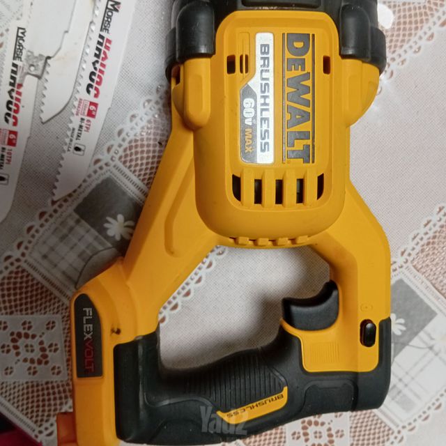 DEWALT DCS 388