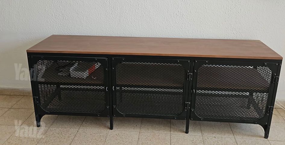 שידת טלוויזיה