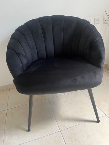 כורסא חדשה