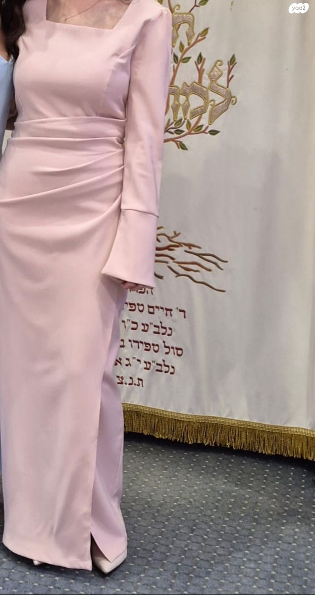 שמלה לאירוע