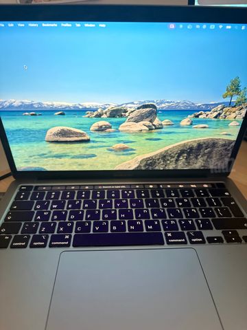 MacBook Pro m2 16 gb