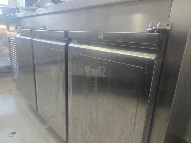 מקרר תעשייתי