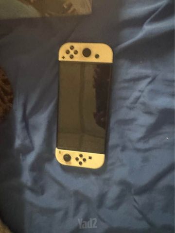 Nintendo switch oled כמו חדשה