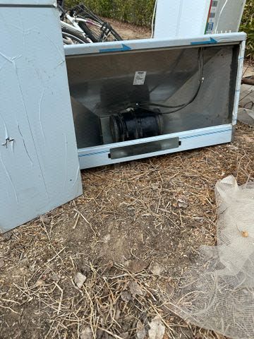 קולט אדים delonghi ch-885
