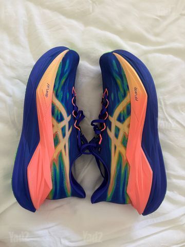 נעלי ריצה  ASICS Superblast 3