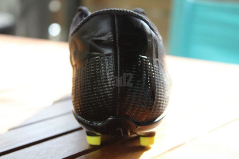 Nike Mercurial Vapor 14 פקקים