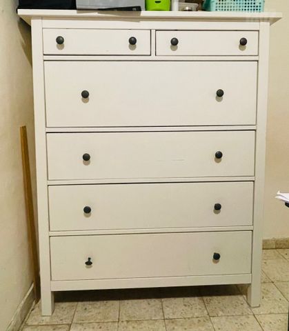שידת מגירות
