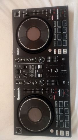 פלטה דיג'יי Numark platinum fx
