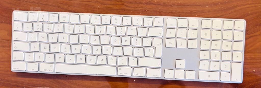 מקלדת apple אפל