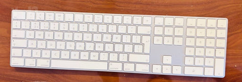 מקלדת apple אפל