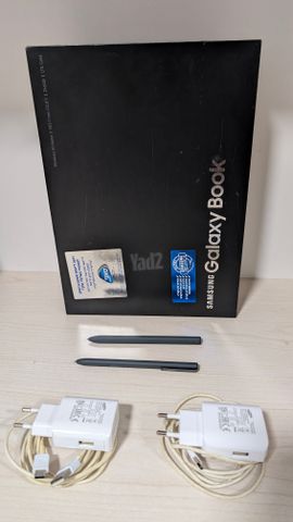 מחשב Samsung Galaxy Book 12