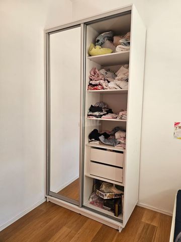 ארון בגדים: 120 / 60 / 240