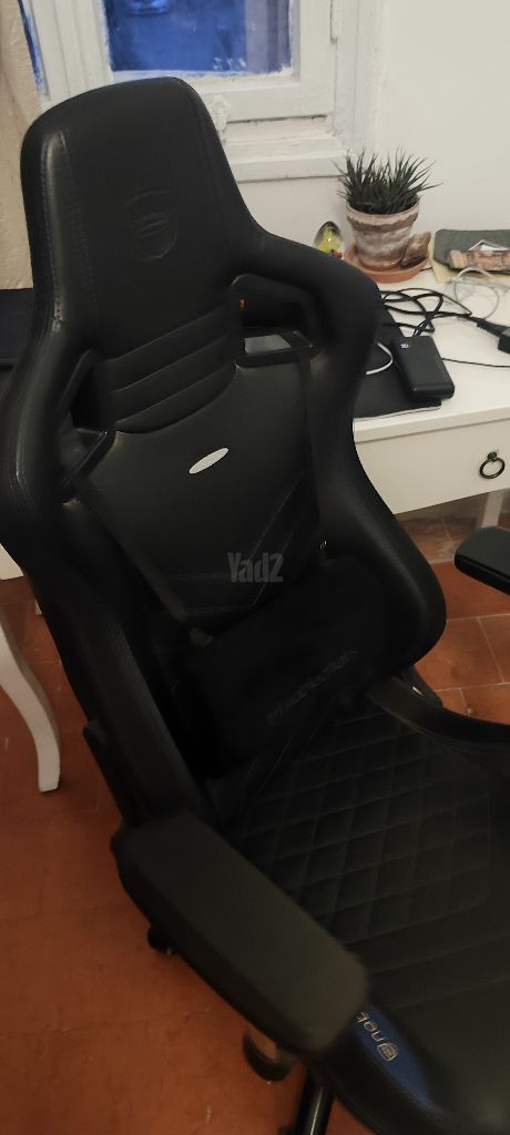 Nobel chair
