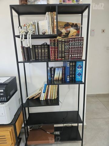 כוורת ספרים