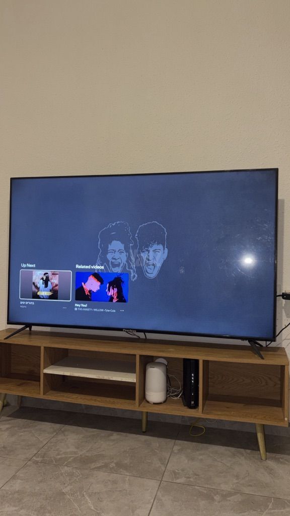 טלוויזיה "65 4K UHD Smart QLED