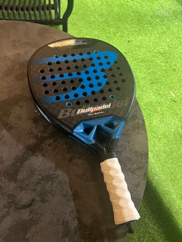 מחבט פאדל Bullpadel
