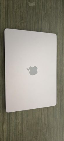 Apple MacBook Air M2 13” 24GB