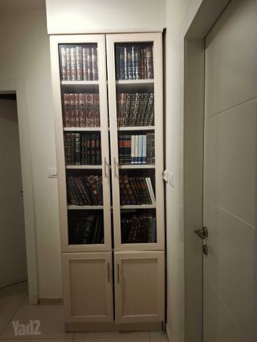 סיפרת קודש