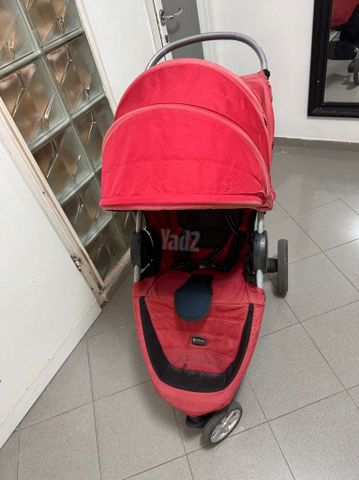 עגלה טיולון