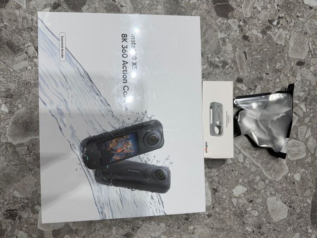 Insta360 X5 Essential Bundle