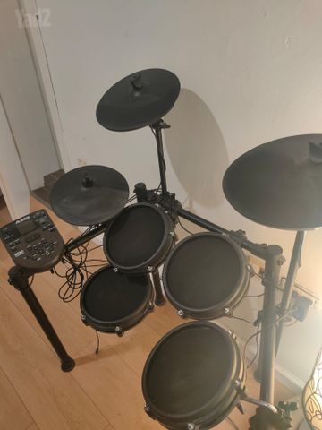 ערכת תופים alesis nitro