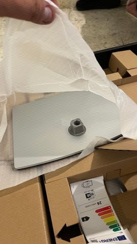 מסך Dell UltraSharp U2723QE