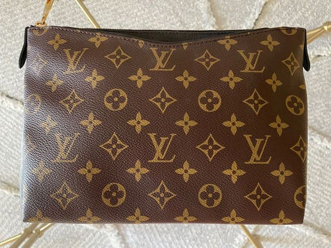 תיק קלאץ׳ Louis Vuitton