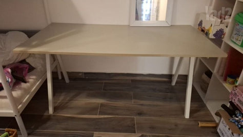 שולחן איקאה