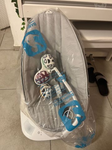 נדנדה לתינוק
