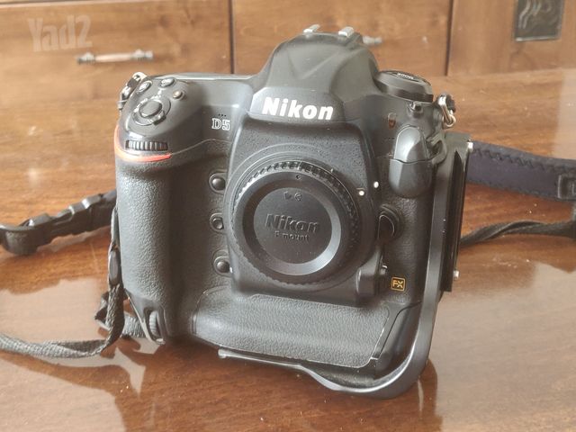 nikon D5