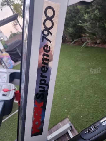 הליכון YORK SUPREME 7900