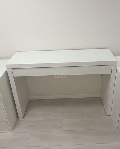 שולחן MALM