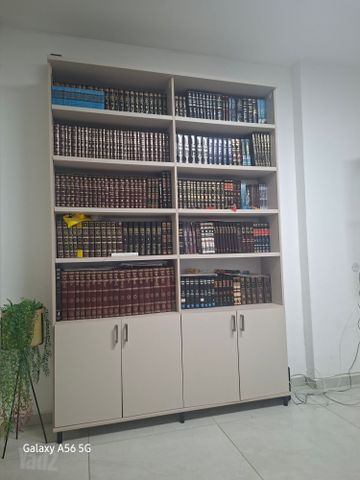 סיפריית קודש