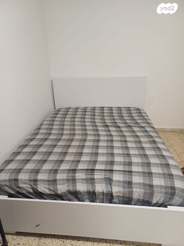 מיטה וחצי