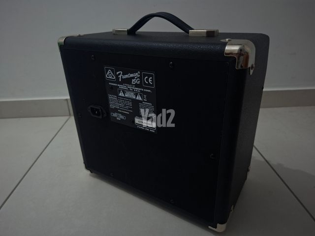 מגבר fender frontman 15g