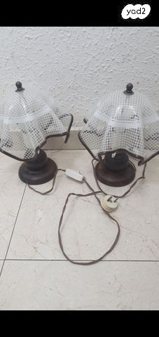 2מנורות הייל כחדש יחד ב50שקל.