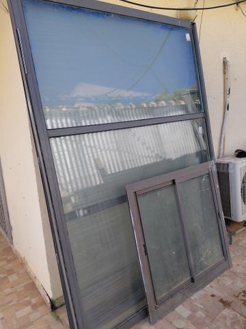 חלונות