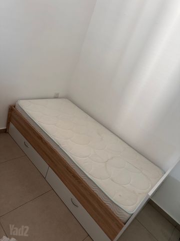 2 מיטות