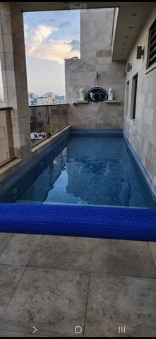 כיסוי בריכה