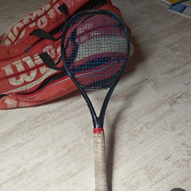 מחבט Yonnex Ezone 98