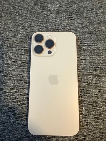 iPhone 16 pro Maks256