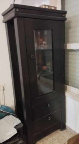 שידת ויטרינה