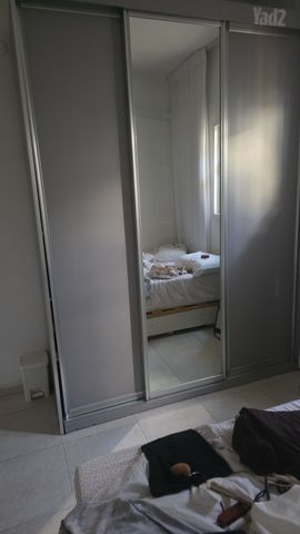 ארון הוזזה