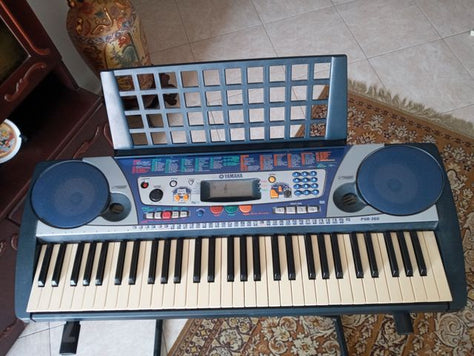 אורגנית Yamaha