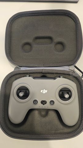 שלט Dji Fpv Controller 3