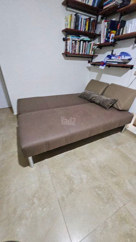 מיטה נפתחת. ספה